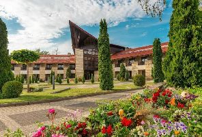 Нова Година в хотел Danubia park 3* на брега на Сребърното езеро