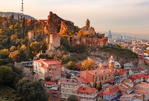 Опознайте невероятната Грузия с полет от София или Варна
