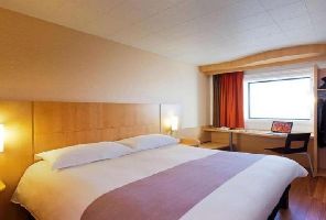 Hotel ibis Paris la Defense Centre - РОМАНТИКАТА НА ПАРИЖ 2023 - 4 нощувки