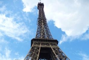 Париж със самолет - индивидуално пътуване